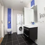 Spacious Waterfront With Free Parking - Upgraded 2024 Appartement