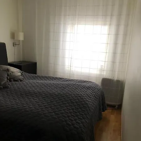 Spacious Waterfront With Free Parking - Upgraded 2024 Appartement *